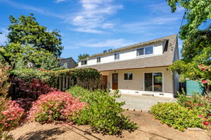 063_ 10458 Lockwood Dr