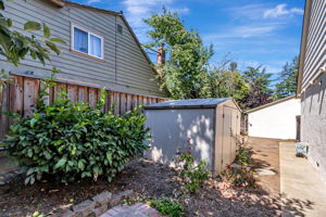 070_ 10458 Lockwood Dr