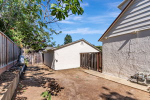 072_ 10458 Lockwood Dr