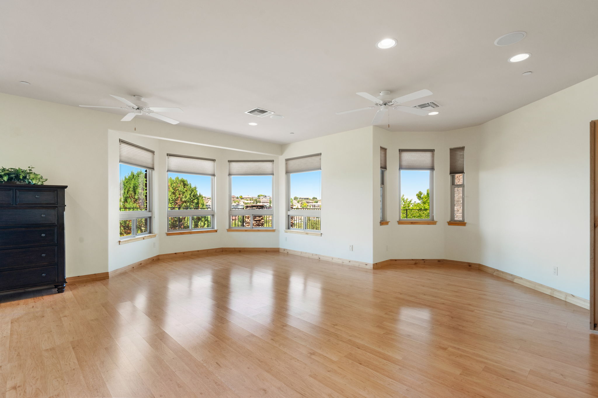 Bonus Room (2)