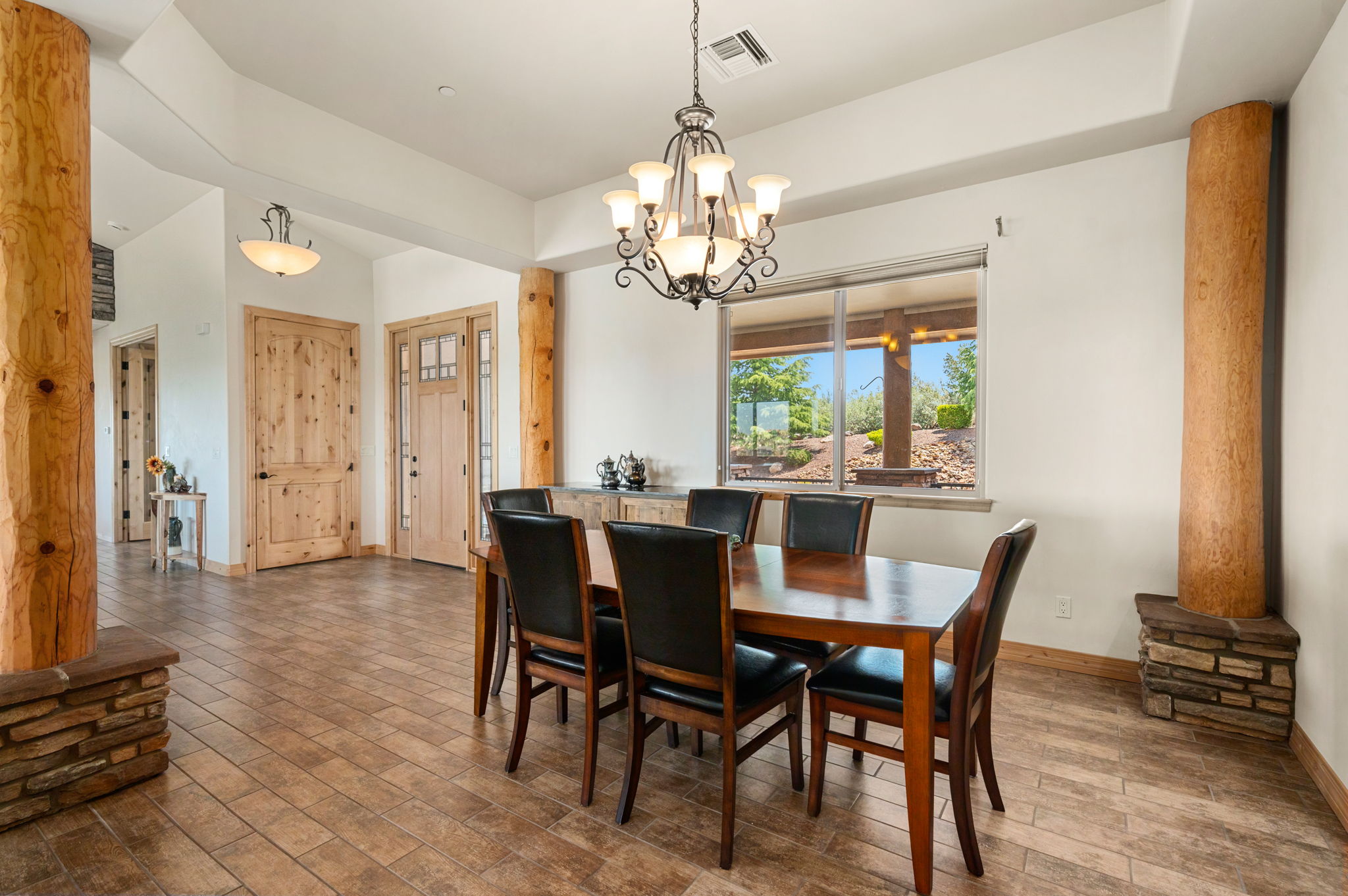 Dining Room (2)