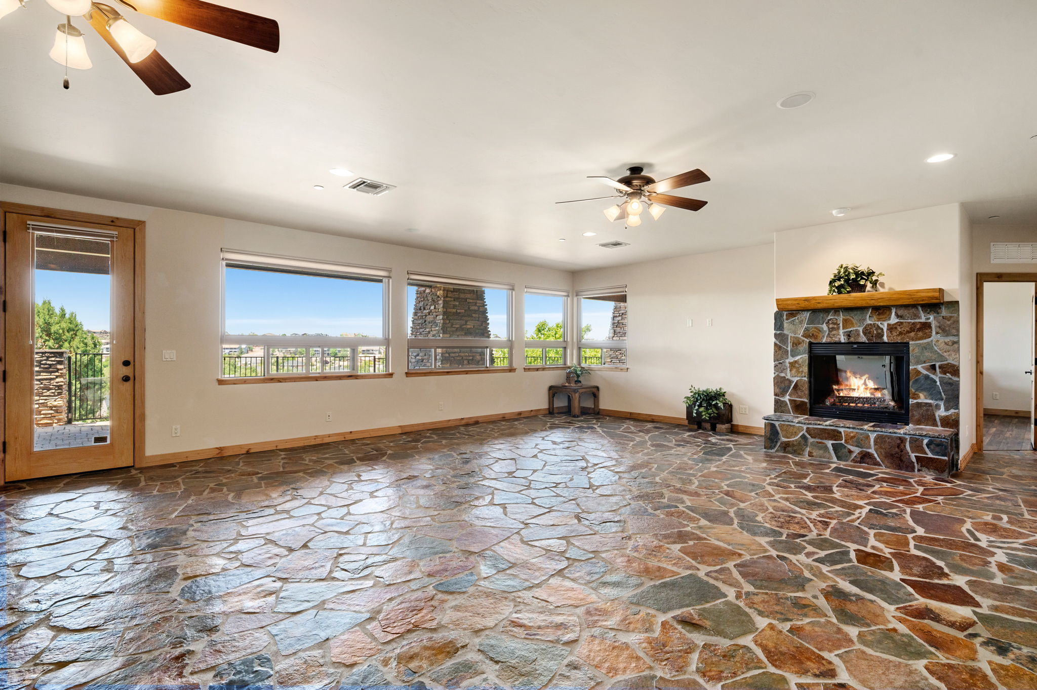 Family Room (2)