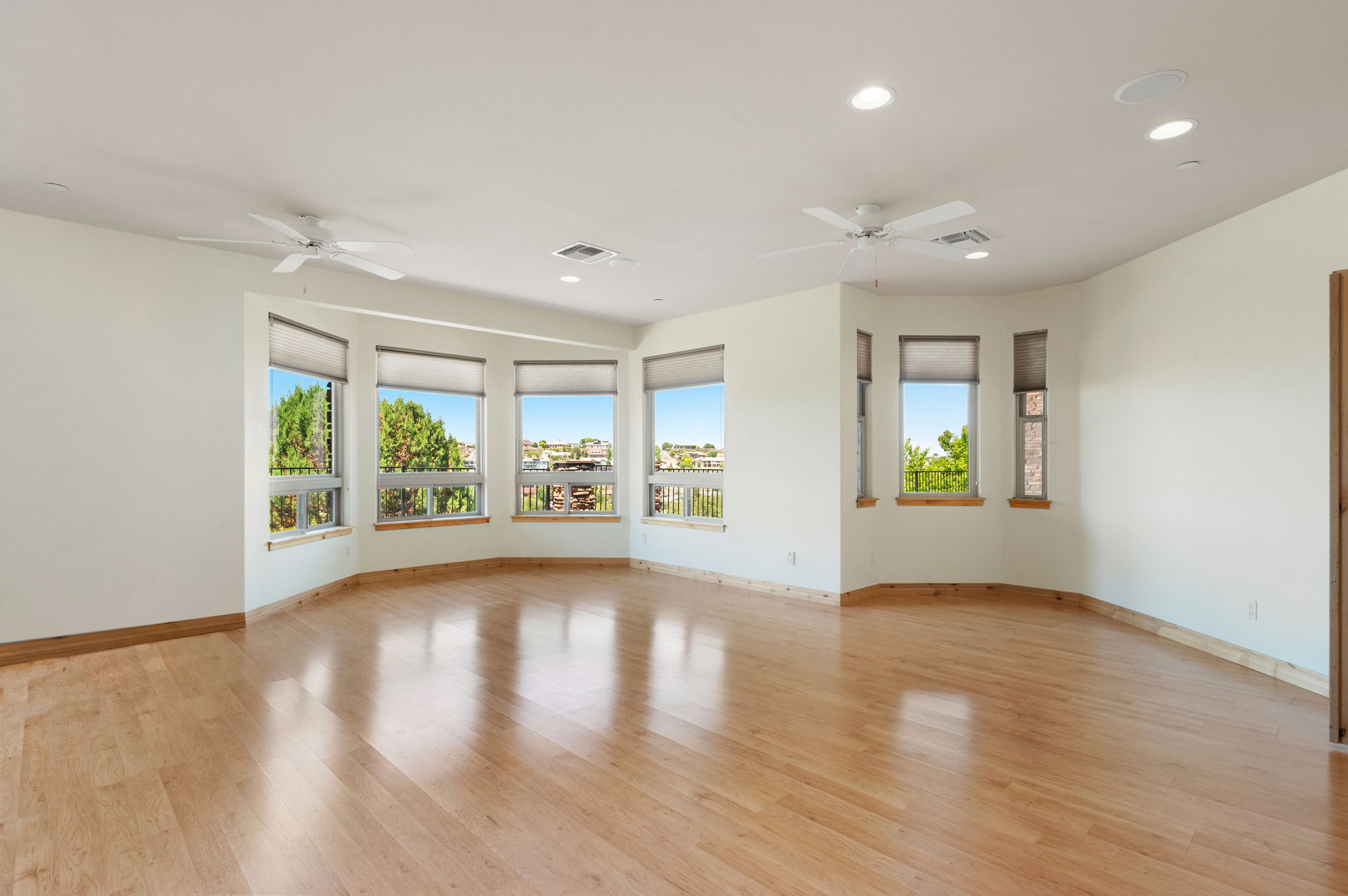 Bonus Room (2)