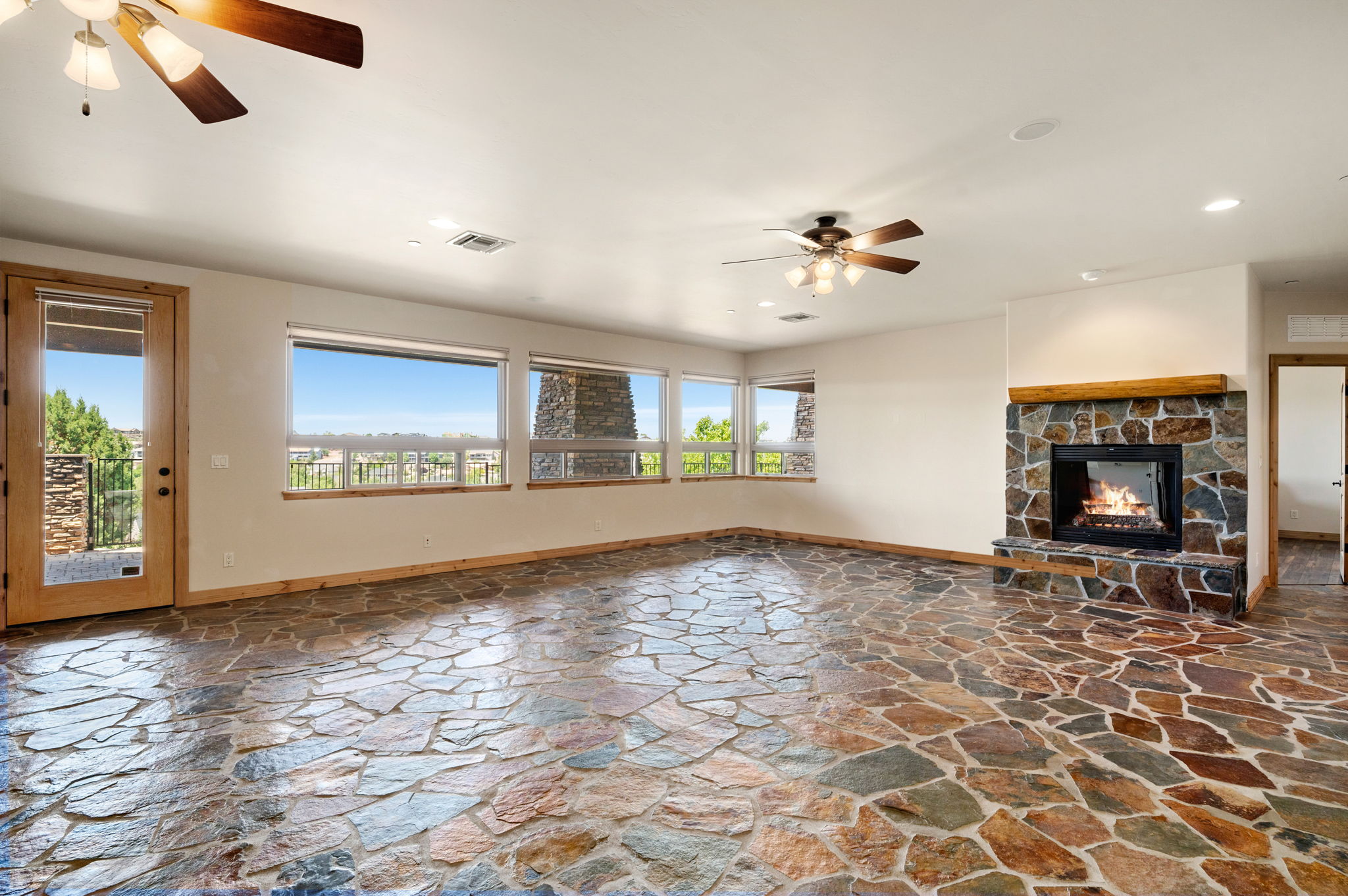 Family Room (2)