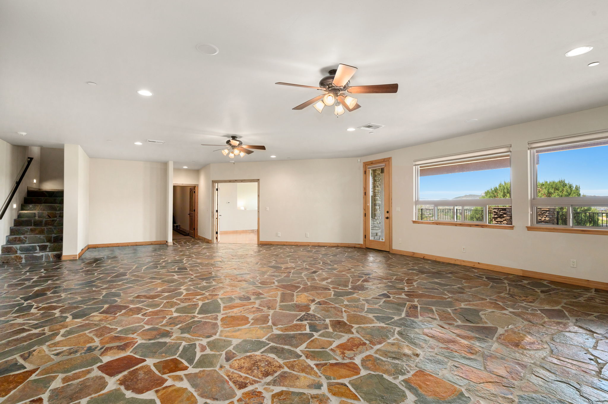 Family Room (3)