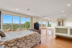Bonus Room (4)