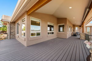 Deck (4)