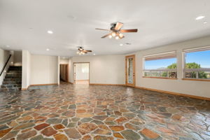 Family Room (3)