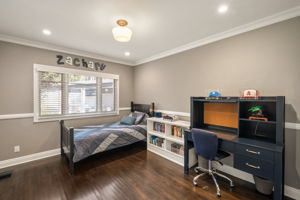 10465 Kinnard Avenue-53