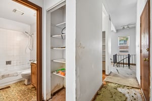 W Leland Ave 1W-S0506-015.jpg