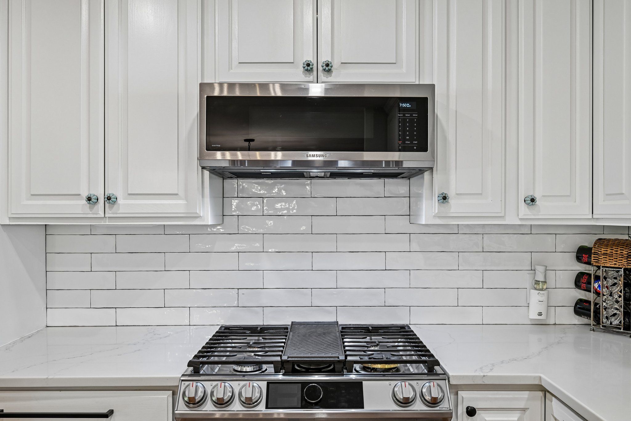 Livingston Dr-S2908-019.jpg