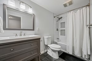 Livingston Dr-S2908-023.jpg
