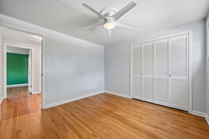 Livingston Dr-S2908-033.jpg