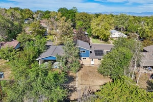 Livingston Dr-S2908-058.jpg