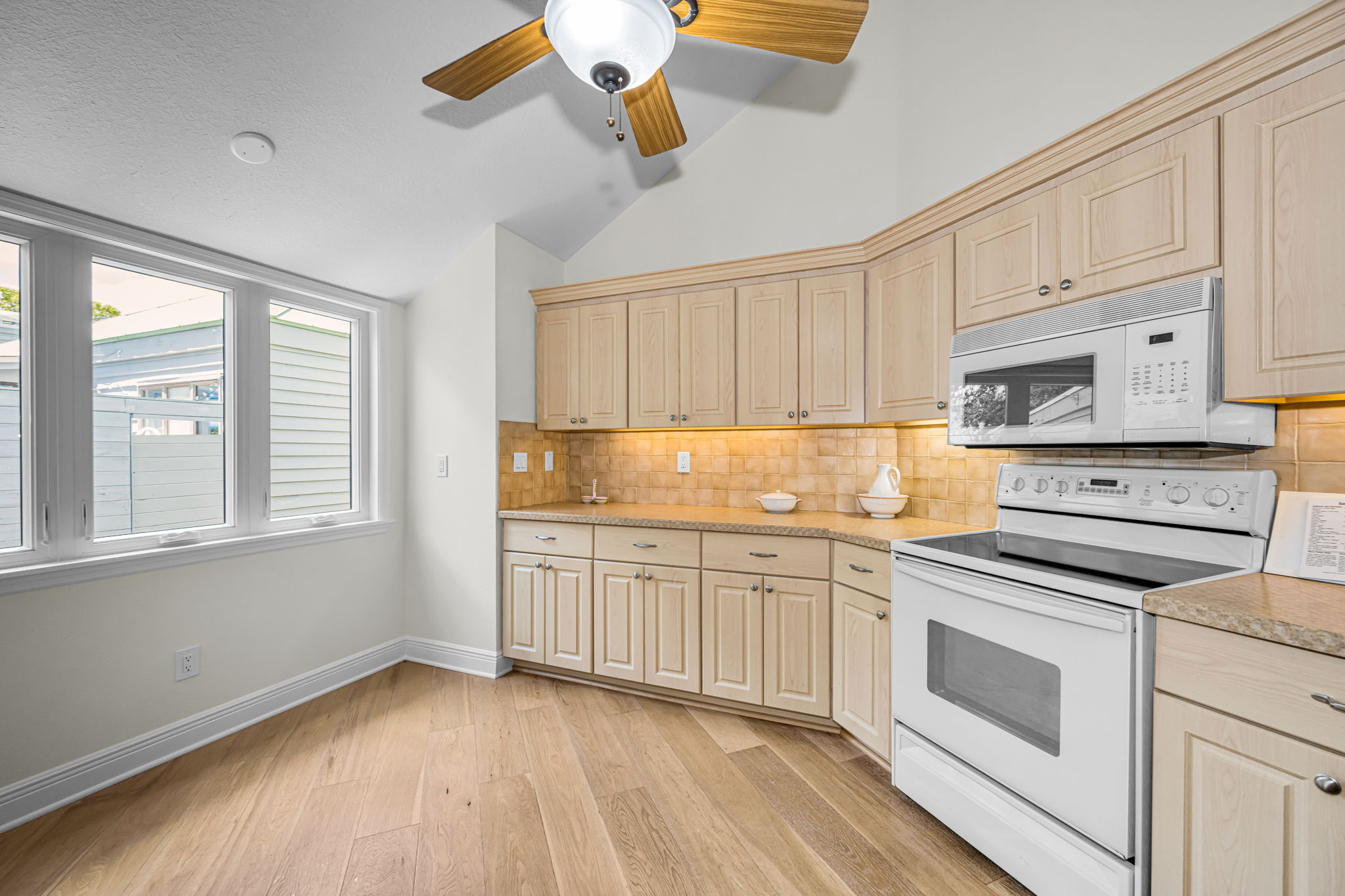 Kitchen 4