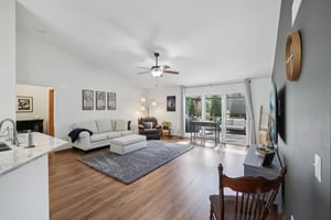 High St-S2608-011.jpg