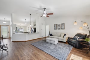 High St-S2608-014.jpg
