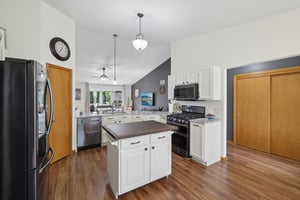 High St-S2608-018.jpg