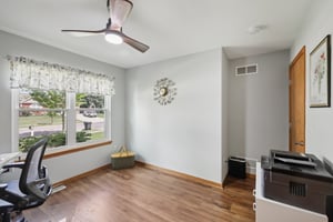 High St-S2608-029.jpg