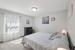 High St-S2608-031.jpg