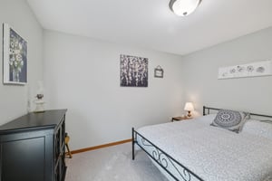 High St-S2608-032.jpg