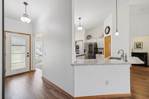 High St-S2608-035.jpg