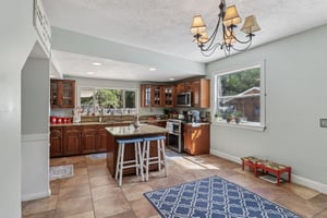 N Grandview St-S0409-012.jpg