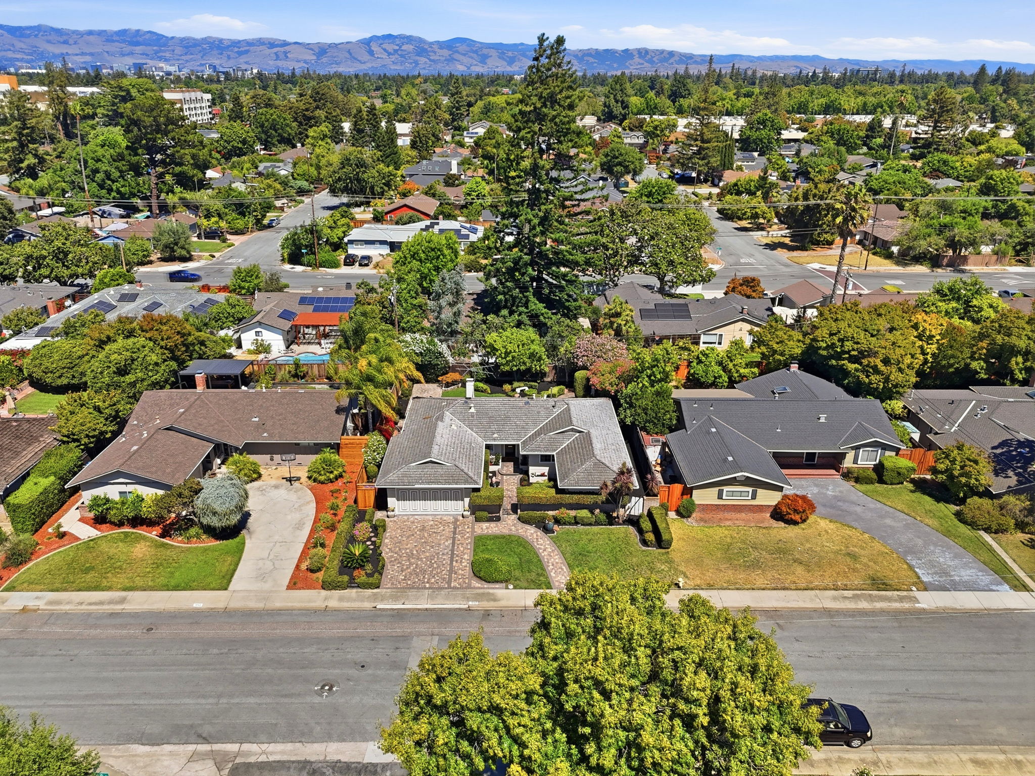 008_F8_AERIAL_1048 Savannah Dr