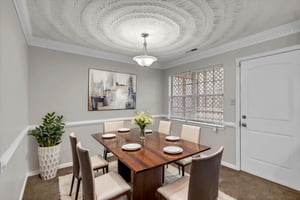 DSC_7886 virtually staged.jpeg