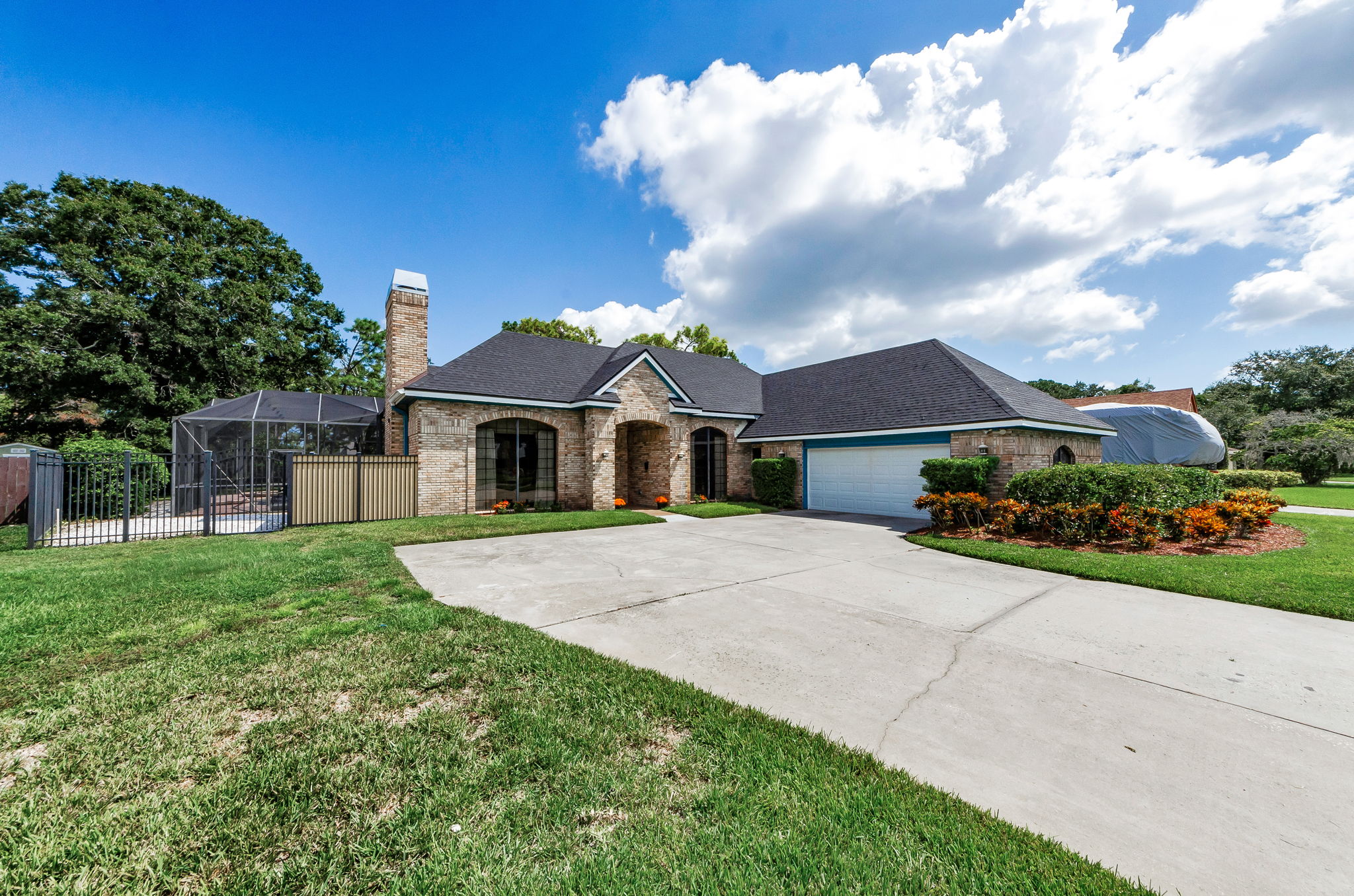 Front Exterior 4