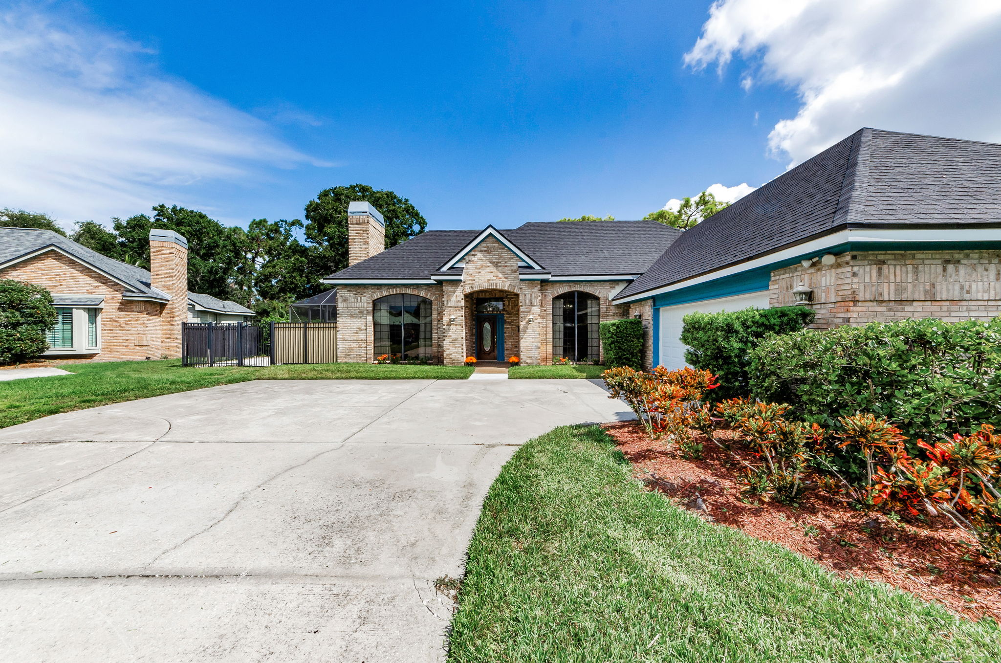 Front Exterior 5