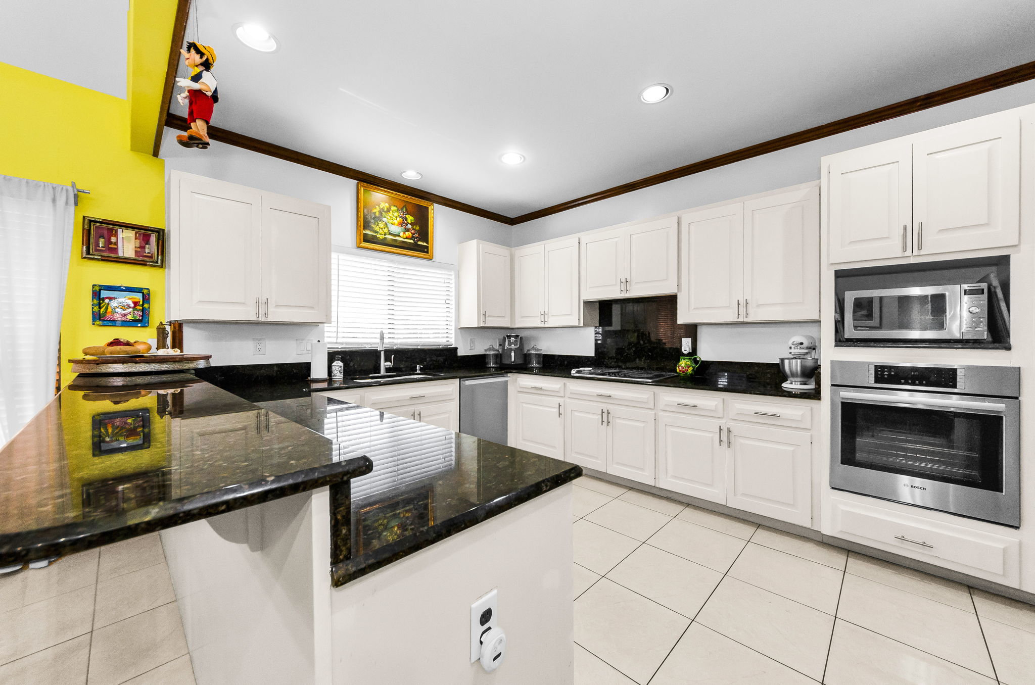 Kitchen 1