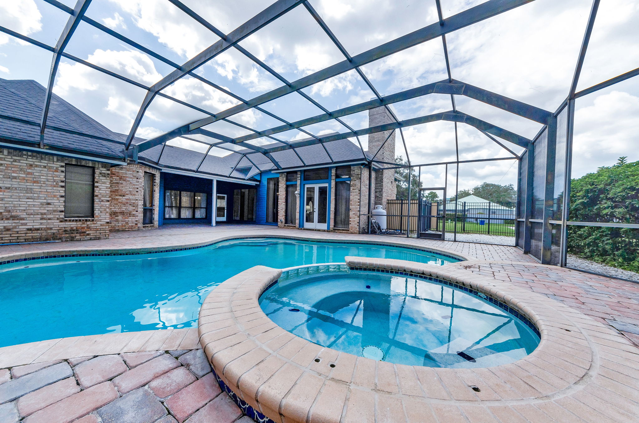 Pool 4