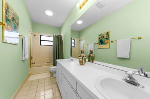 Bathroom 2a