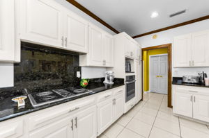 Kitchen 6