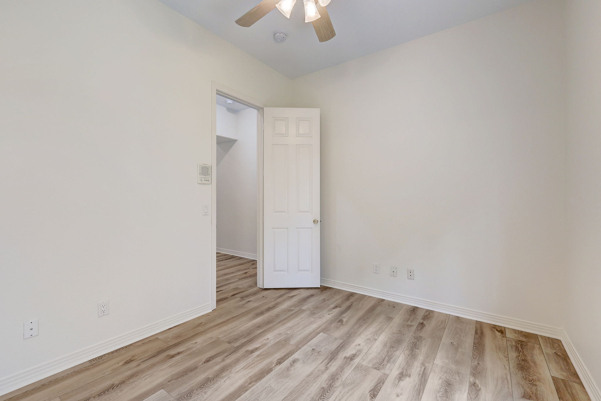  Goldeneye View-054