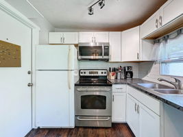 Photo 15