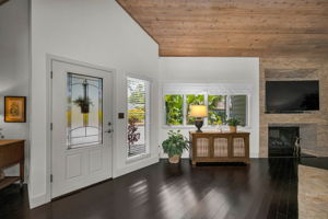 Foyer 1