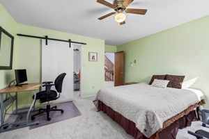  Photo 47