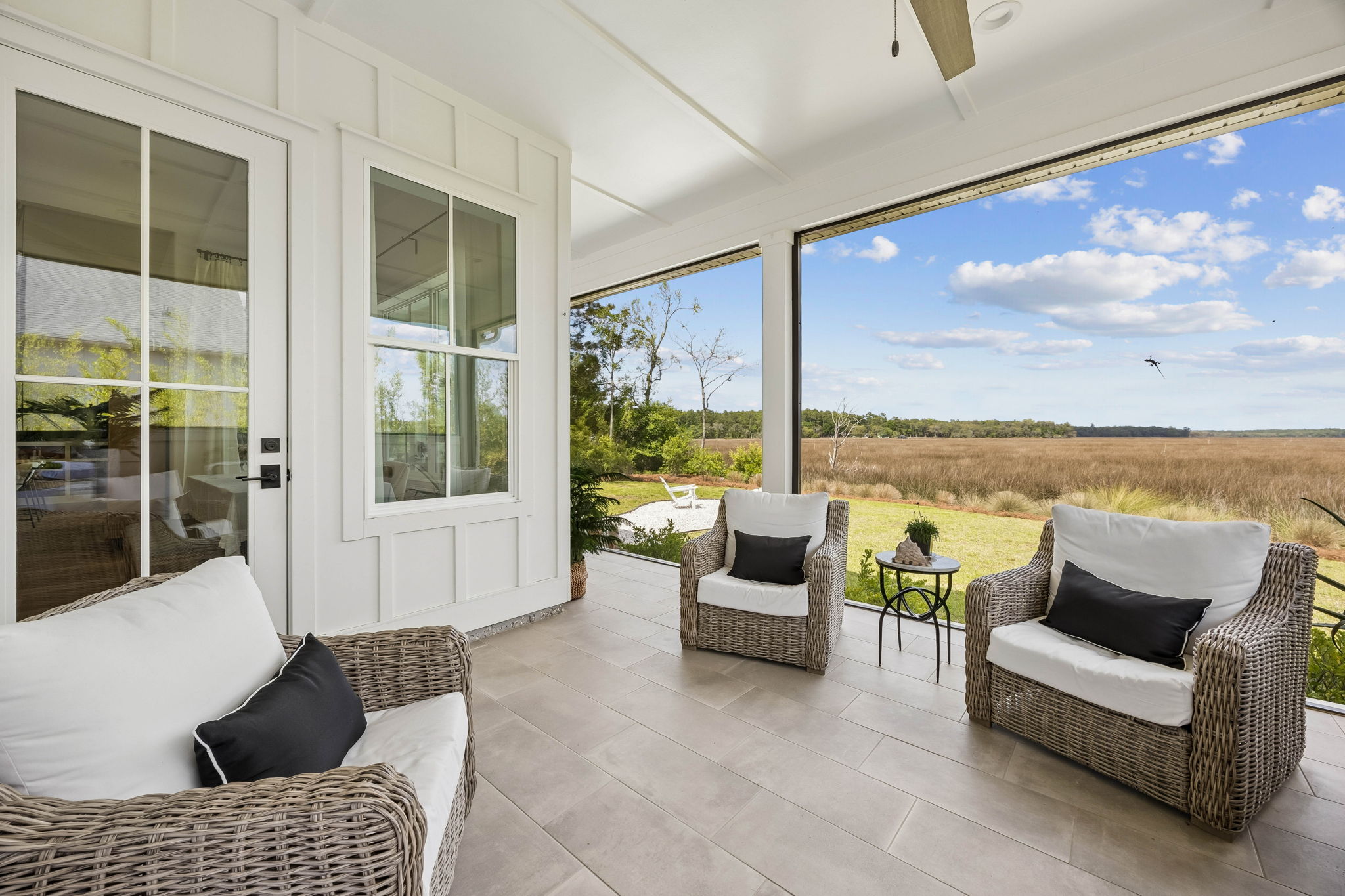 Screened-in Porch