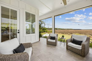Screened-in Porch