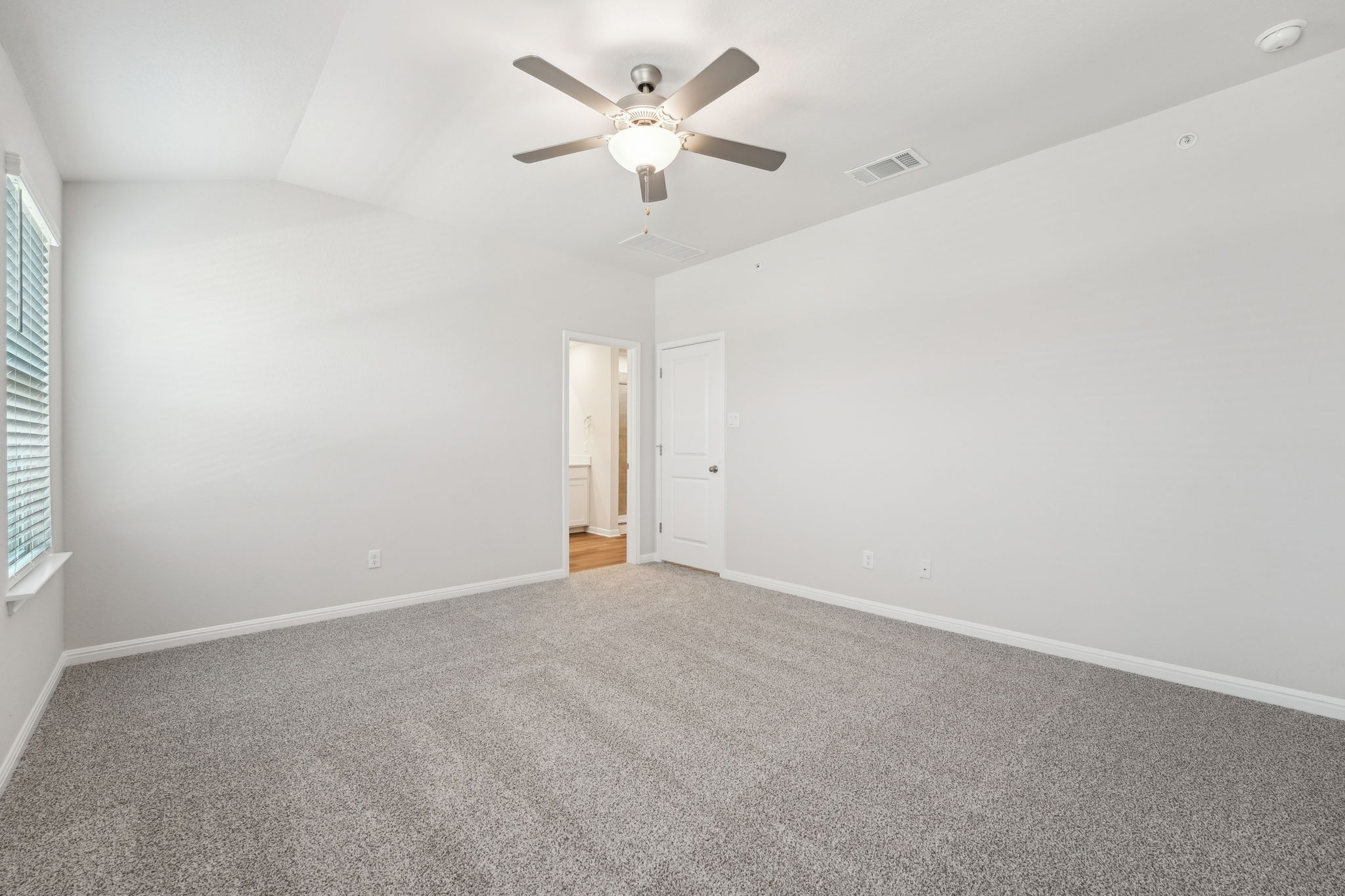 Austin - Waterstone Village - 105 Cinnabar Ln 2 Kyle TX 78640 - 025