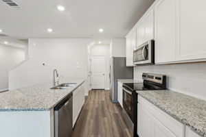 Austin - Waterstone Village - 105 Cinnabar Ln 2 Kyle TX 78640 - 015