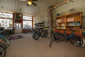 04-Store