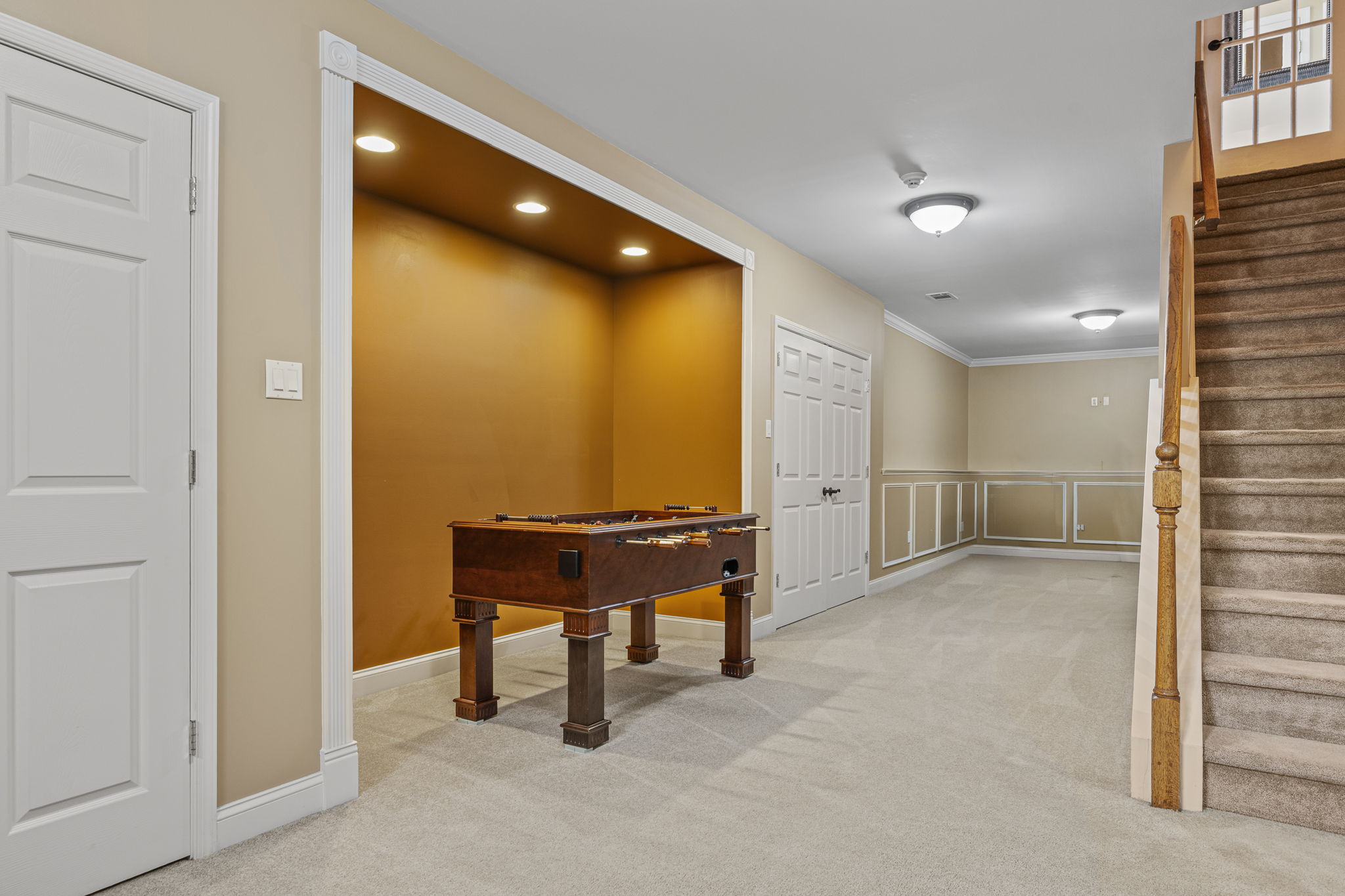 Finished Basement - Recreation Room