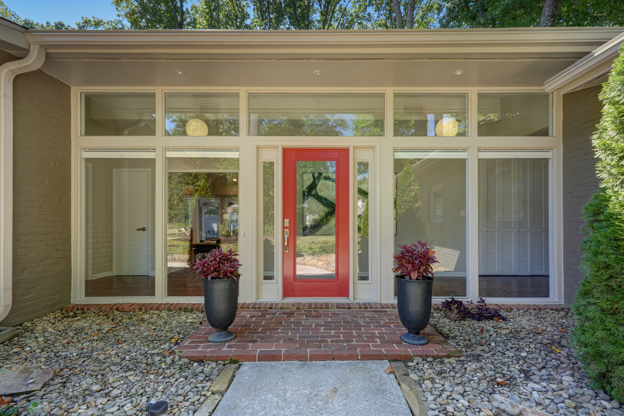 Front Entry Detail
