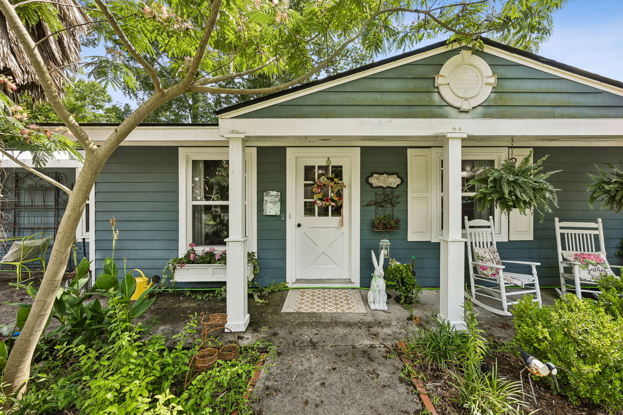 Front Entry Detail