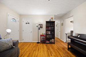  Photo 30