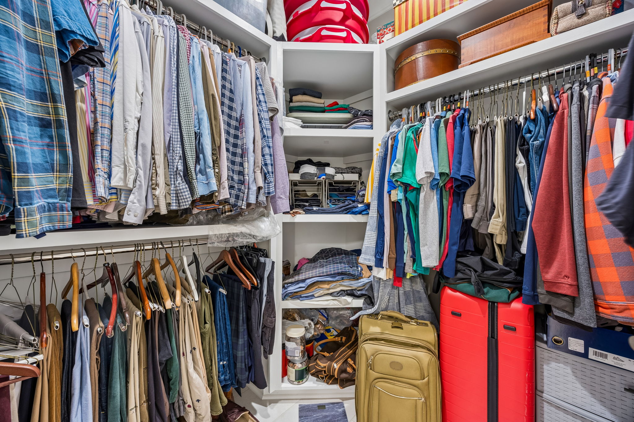 Primary Bedroom Closet