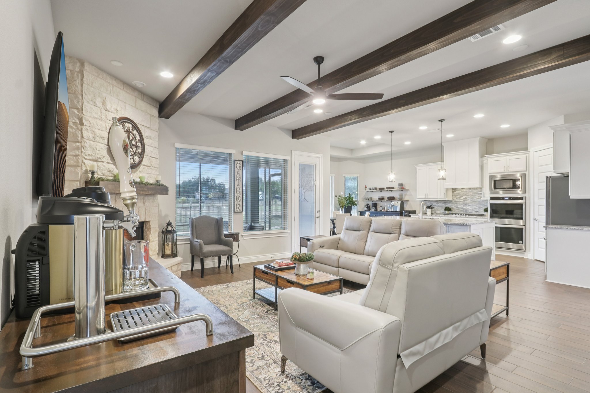 Houston Cv-S0512-012.jpg